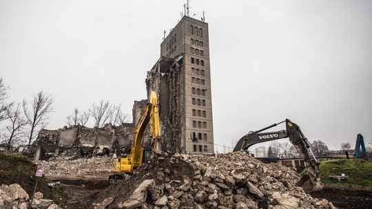 Démolition de bâtiment : les mesures de prévention des risques