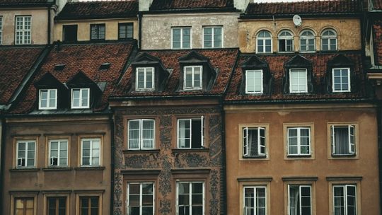 Fenêtre de toit : Velux ou Tryba ?