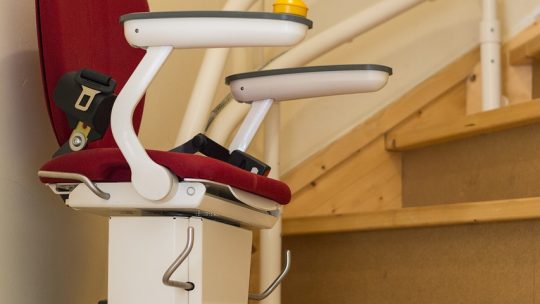 Zoom sur l&rsquo;entretien d&rsquo;un monte-escalier