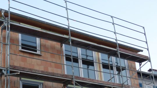 Surélévation de maison : pourquoi, comment et à quel prix ?