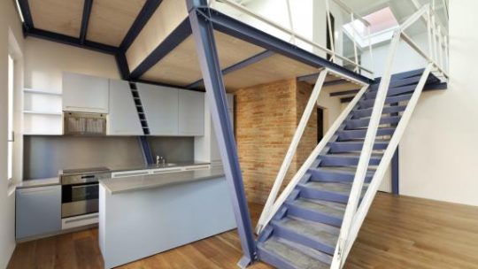 Chambre en mezzanine : 5 manières de bien l’aménager