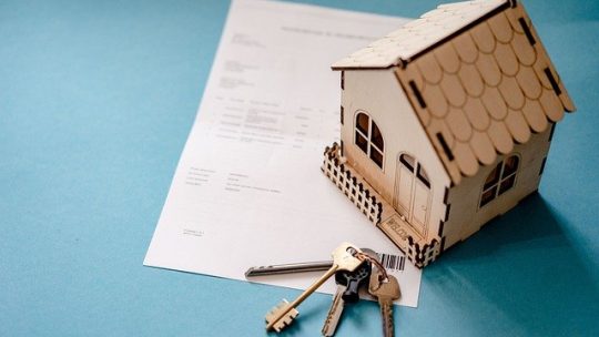 Quels sont les dégâts couverts par la garantie décennale toiture ?