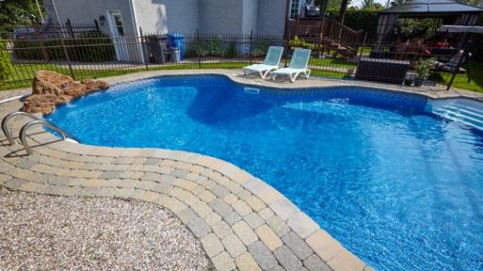 Quelle profondeur choisir pour ma piscine ?