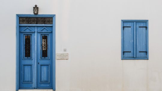Transformer votre fenêtre en une porte-fenêtre : est-ce qu&rsquo;il faut une autorisation?