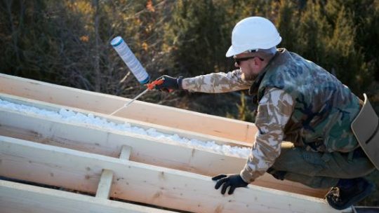 Subventions et crédits d&rsquo;impôt : comment financer votre isolation thermique ?