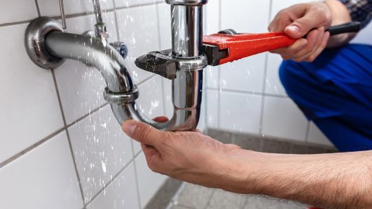 Conseils pour réussir la plomberie dans les grands projets de construction
