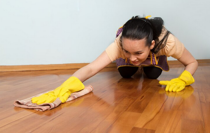 Vitrification de parquet : produits incontournables pour un rendu durable