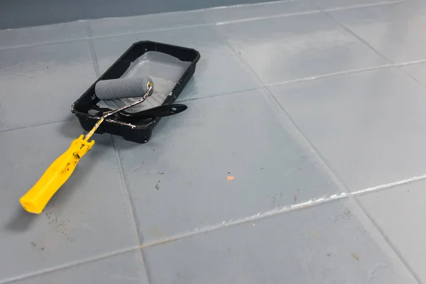 Ventouse carrelage vibrante pour chasser l&rsquo;air sous la colle