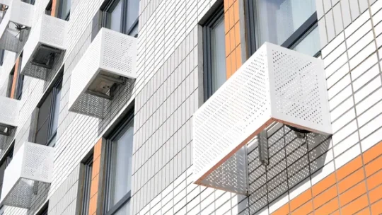 Store : harmoniser vos protections solaires avec votre façade