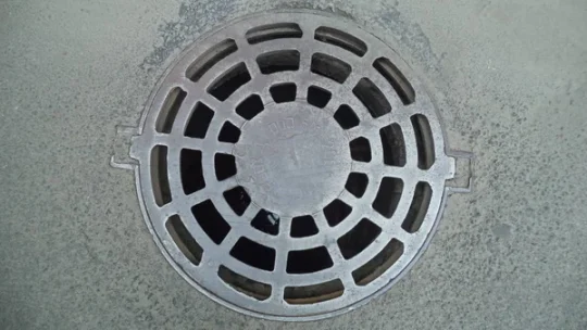 Regard pour compteur eau : béton ou plastique