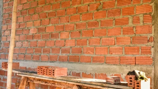 Mortier chaux bâtard (ciment + chaux) : résistance accrue