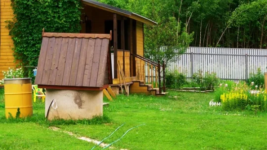 Abri de jardin style cabane de pêcheur : peindre son cabanon aux couleurs marines
